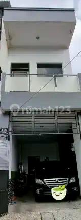 DiJual Rumah 3 lantai Siap Huni Di Jalan Kerajinan 2 Tamansari Jakarta Barat
