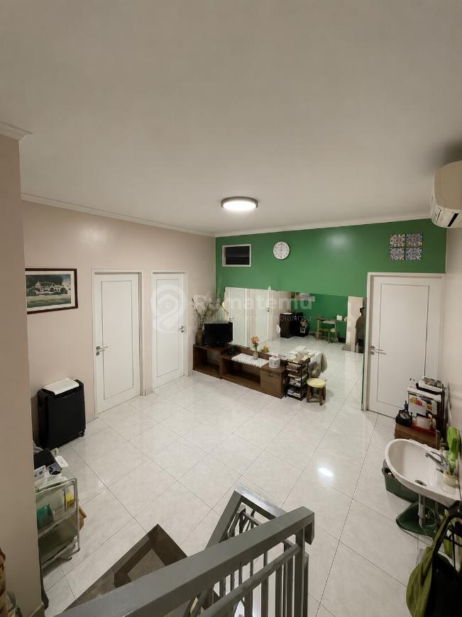 Rumah 3 Lantai Full Furnished Siap Huni Catalina Gading Serpong