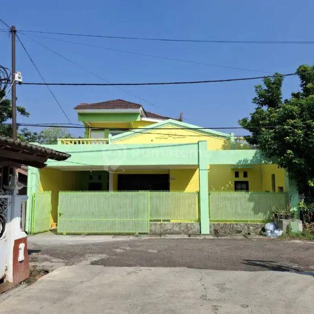 FOR RENT! PONDOK RANJI, RUMAHNYA PAS BANGET BUAT KELUARGA! 