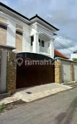Ready For Sale Rumah Cantik Style Villa Siap Huni di Sidekarya Bali