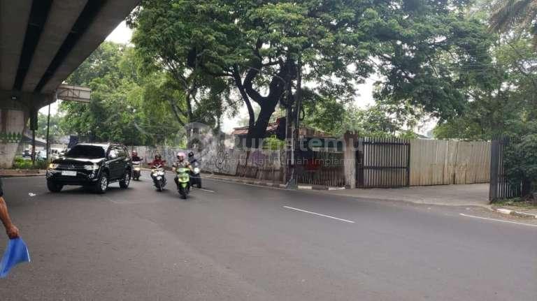 Turun Harga Dijual Cepat dibawah NJOP Tanah dan Bangunan di Jl.Daan Mogot KM 10, Kedaung Kali Angke, Cengkareng. Jakarta Barat