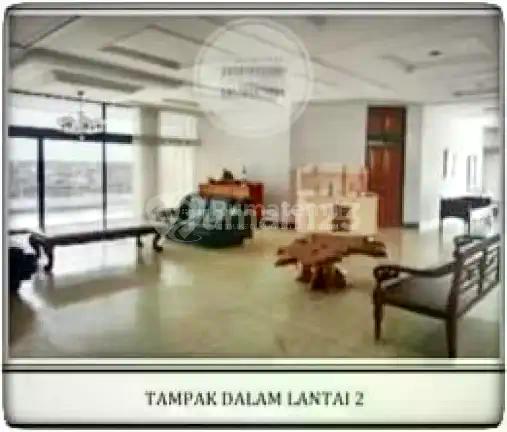 Rumah Menteng Gondangdia 2 Lt. Asri Dan Cantik Lokasi Strategis