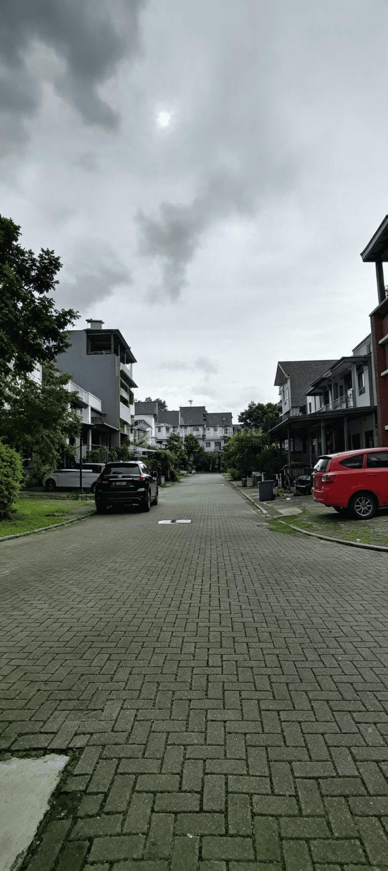 Tanah kotak khusus untuk kost an di cluster studento foresta BSD City