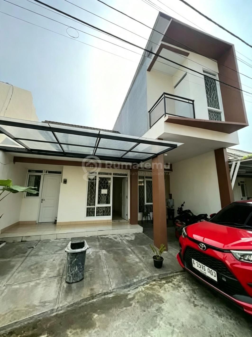Rumah Bagus Dalam Komplek di Jatimurni Bekasi