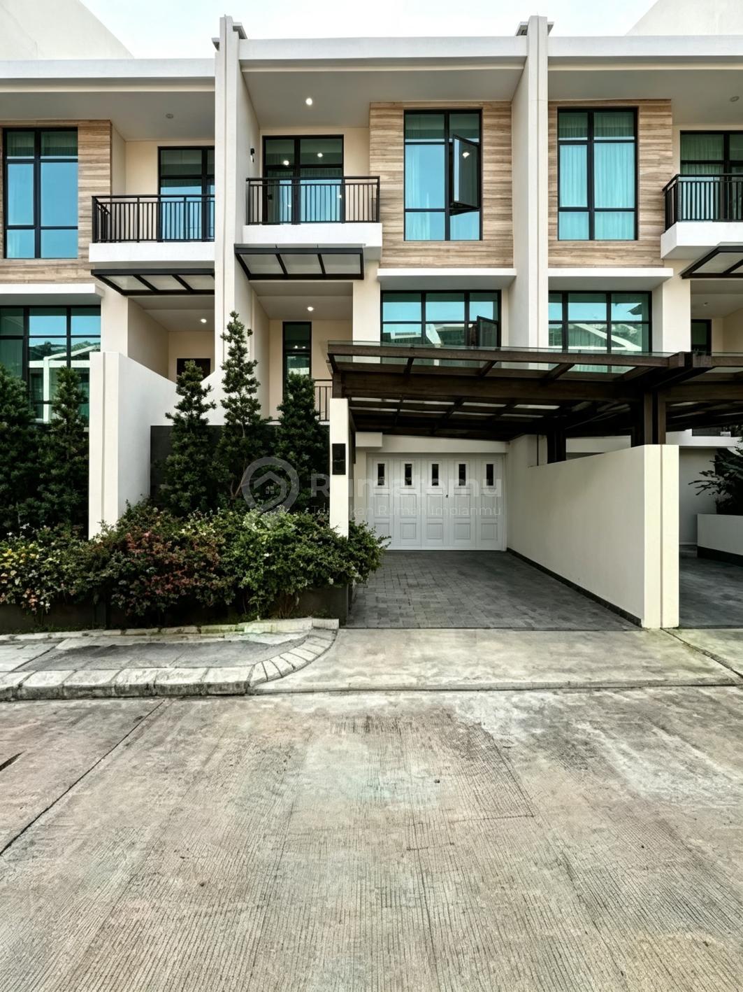 Rumah 3 Lantai Dalam Town House Pondok Indah Jakarta Selatan