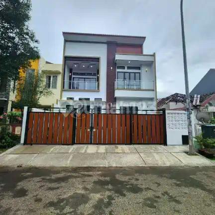 Rumah 2 Lantai Baru Siap Huni Bisa Kpr Strategis Kencana Loka Bsd