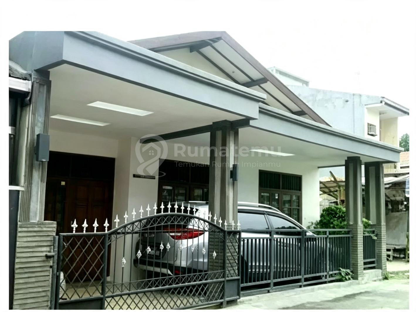 Rumah Siap Huni Akses Mobil, 34 Meter ke Jalan Veteran Raya