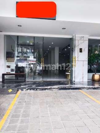 Ruko Lantai 1 Siap Pakai di Pinggir Jalan Raya