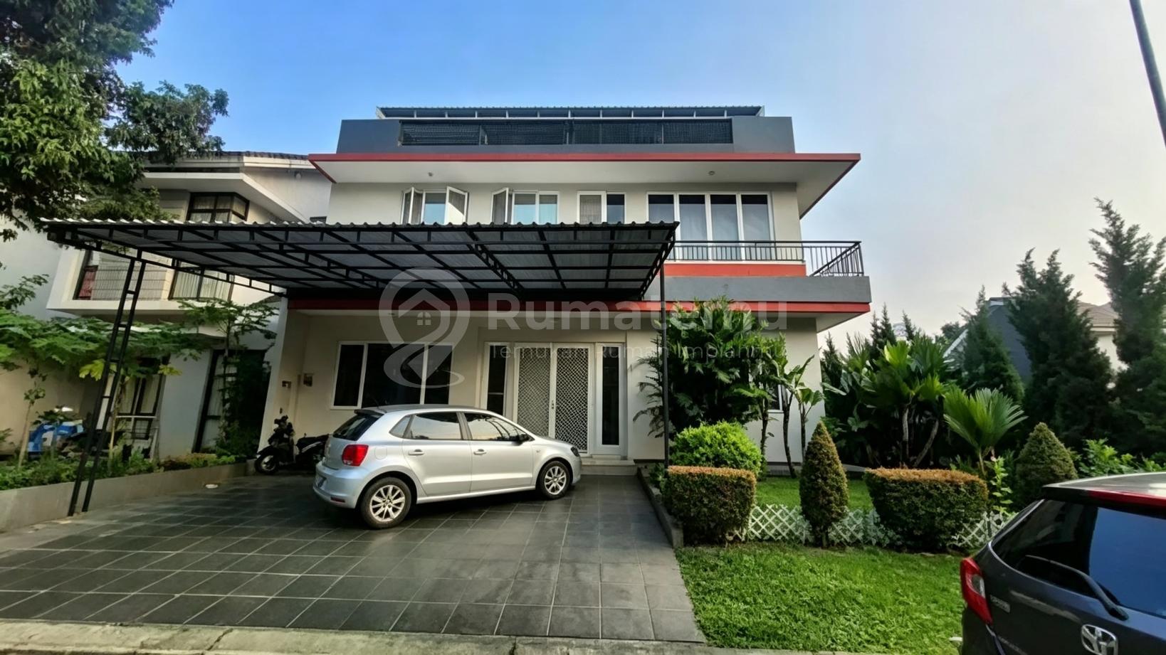 Rumah 2.5 Lantai Semi Furnished Lebar 13 Meteran Siap Huni Bisa Kpr Semua Bank Foresta Bsd City