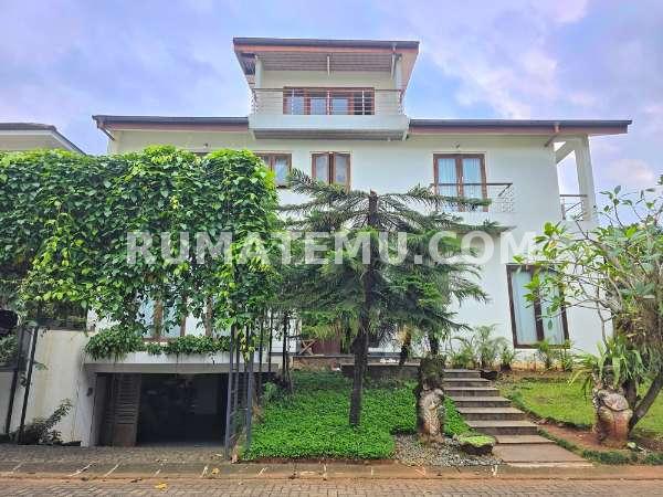 Rumah Minimalis Tropis di The Green BSD, Tangerang Selatan