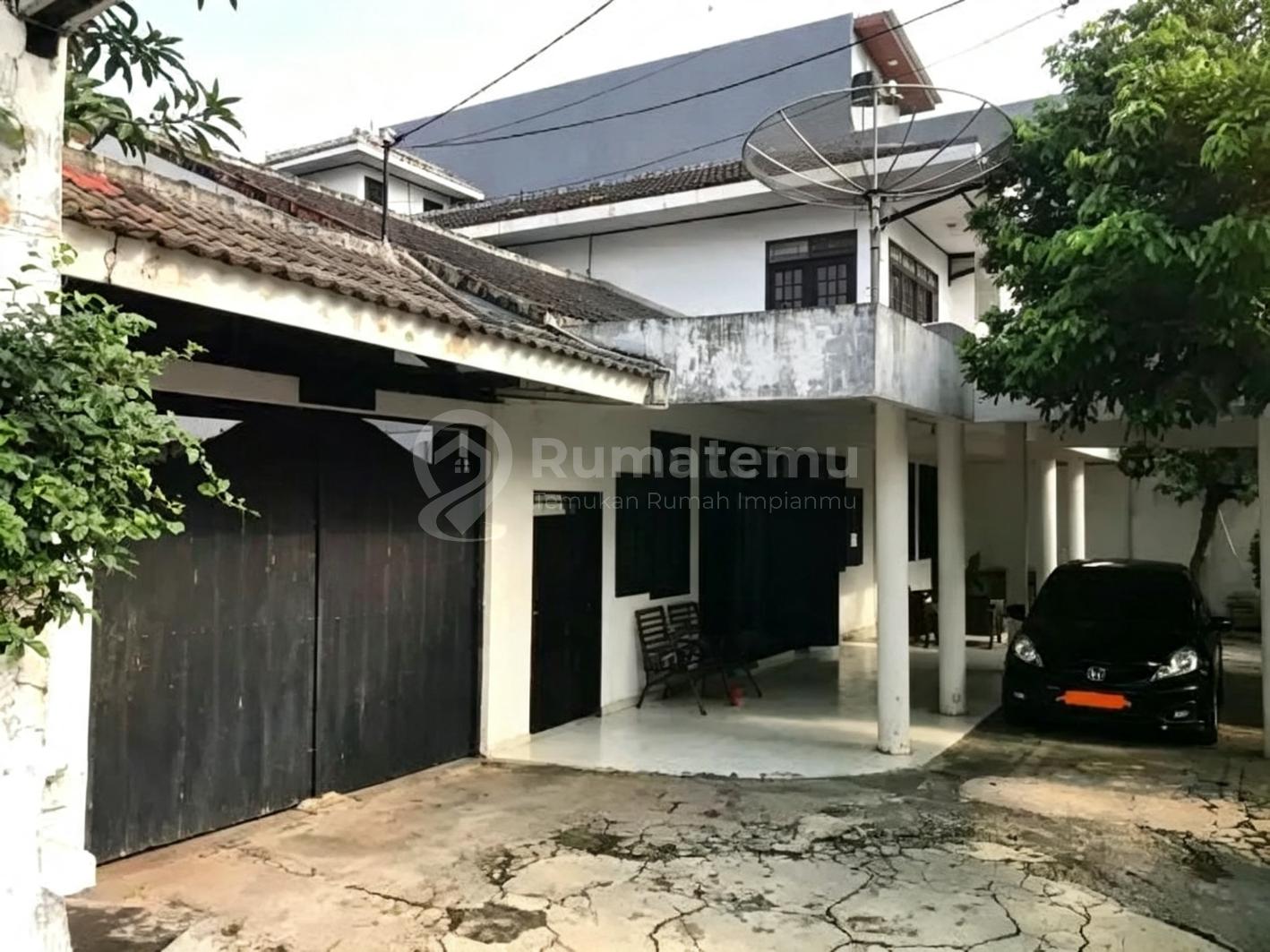 Tanah Ada Bangunan Lama Dalam Komplek di Jatibening