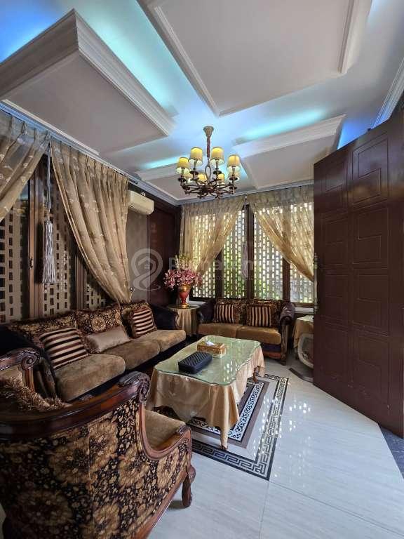 Dijual Rumah Mewah Full Furnished Dalam komplek 