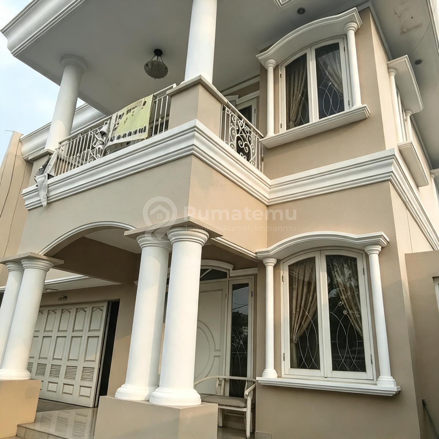 Dijual Rumah Besar Luas di Lippo Karawaci Tangerang Lokasi Strategis