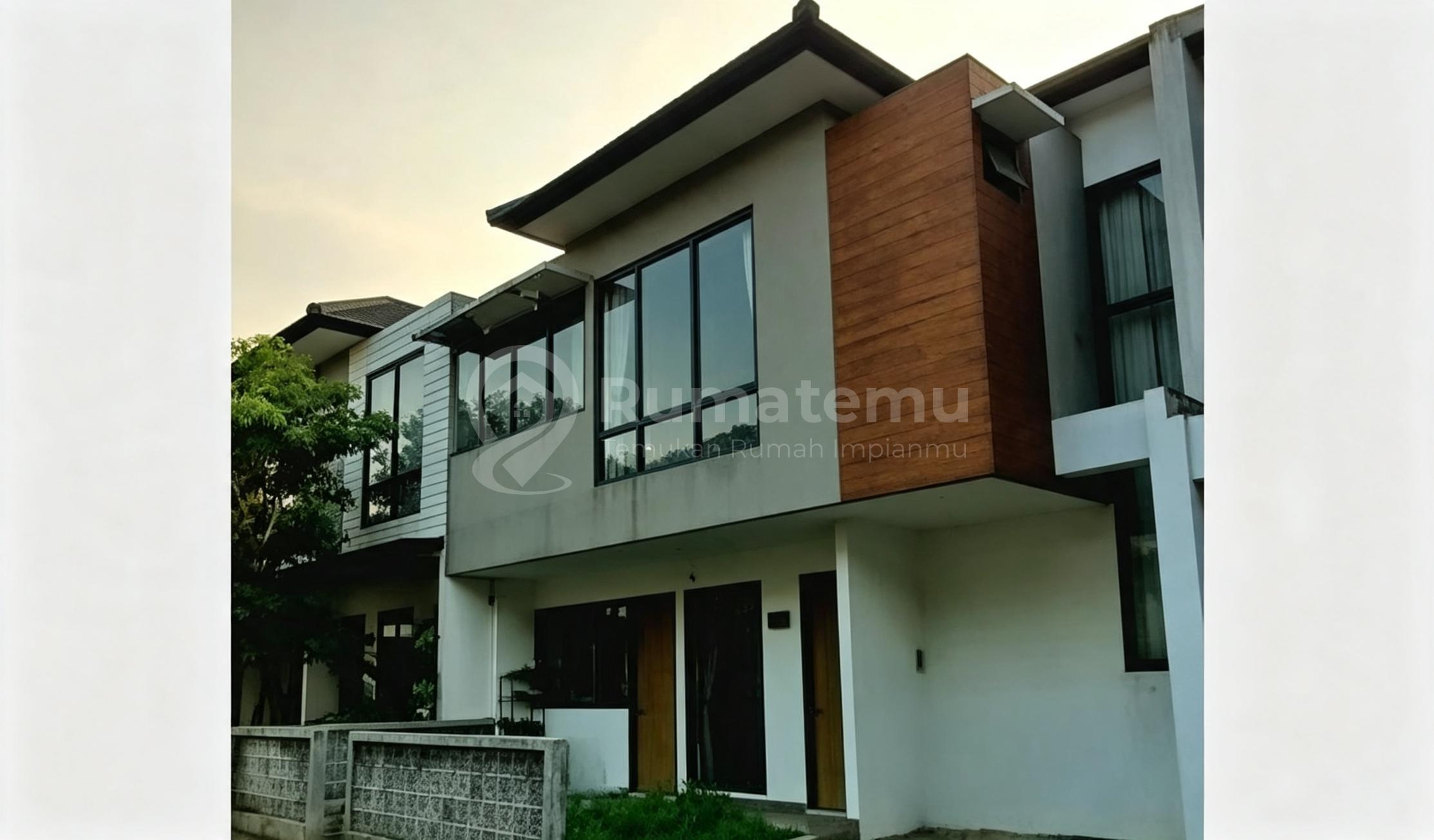 Townhouse Strategis di Bintaro Dekat KRL Pondok Ranji
