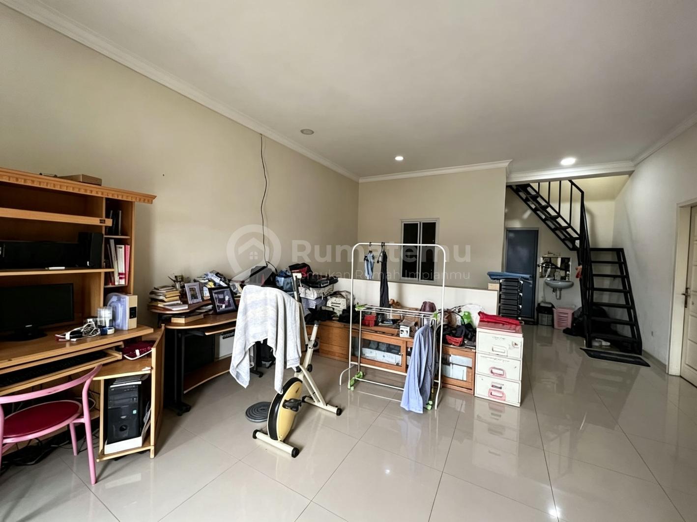 Jual Rumah dan Salon lokasi rumah sangat strategis di Sunter Agung, Tanjung Priok, Jakarta Utara