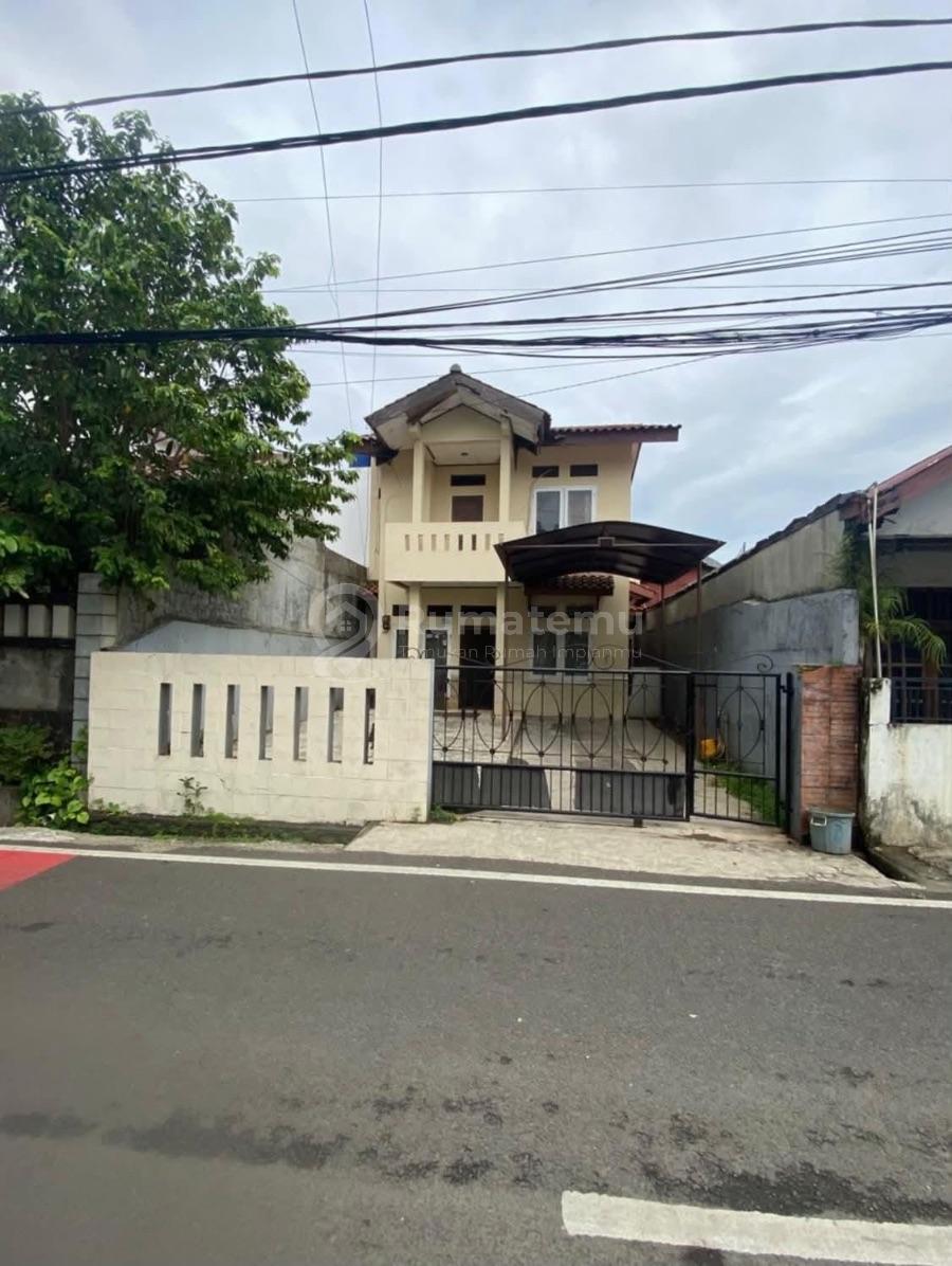 Dijual dan disewakan Rumah Pinggir Jalan Startegis Siap Huni fo Pengadengan Pancoran