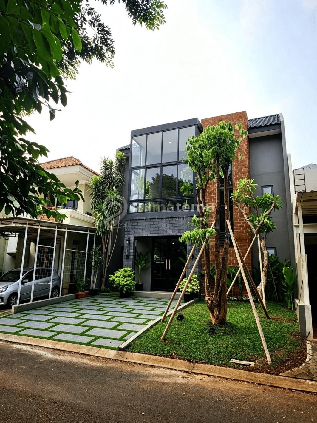 Dijual Rumah Baru Semifurnished 3,5 Lantai di Pondok Indah Lokasi Rumah Strategis Lokasi Rumah Bebas Banjir
