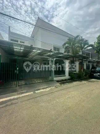 Rumah Second Dalam Komplek di Rawamangun