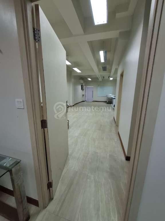 Sewa 2 unit Ruko 1 lantai Dikomplek Pondok Pinang Center