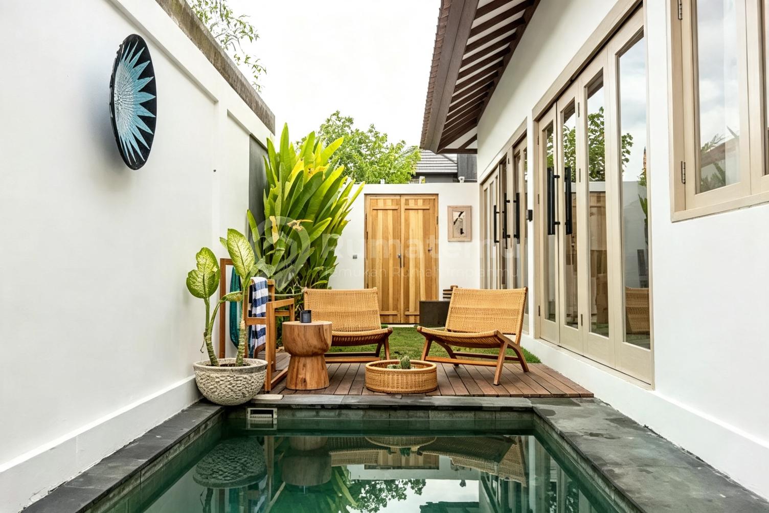 Rv-3121 Charming 2-Bedroom Villa For Leasehold Sale In Berawa, Canggu