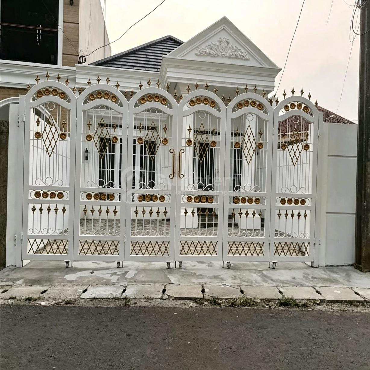 Dijual Rumah Cantik Strategis di Sindang Barang Bogor Barat