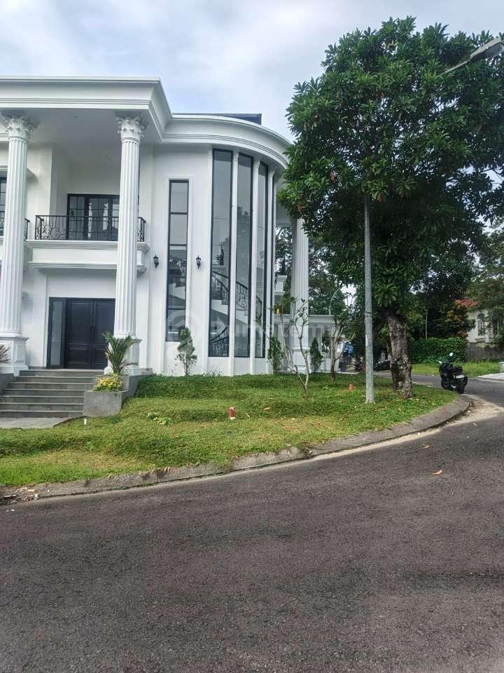 White House Siap Huni, Ada Kolam Renang Nya di Sentul City