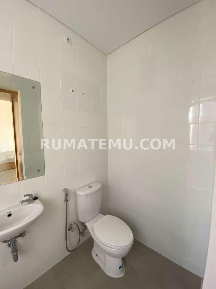 Rumah Cluster Myza Breezy BSD