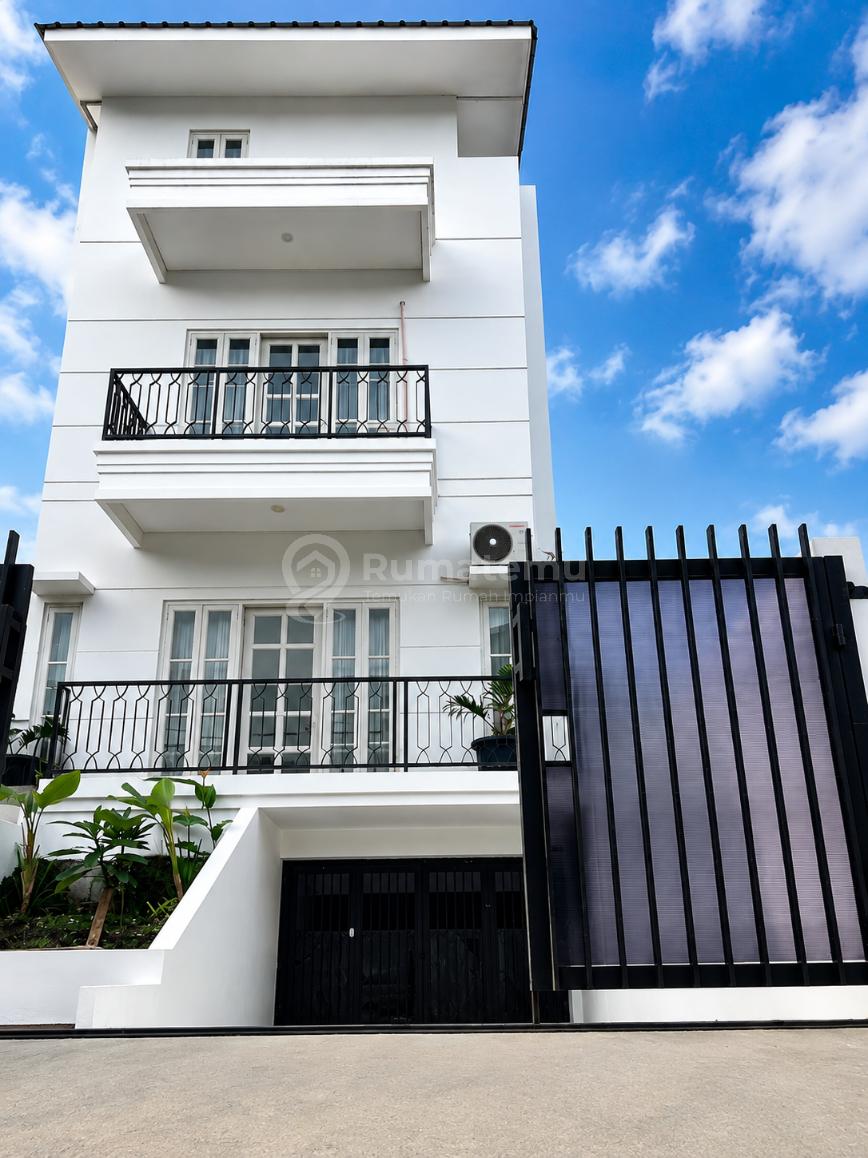 Rumah Premium Harga Kompetitif! Cirendeu Dekat MRT Lebak Bulus
