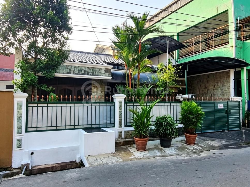 Dijual Rumah 2 Lantai Nyaman dan Siap Huni di Pejaten Timur, Pasar Minggu, Jakarta Selatan