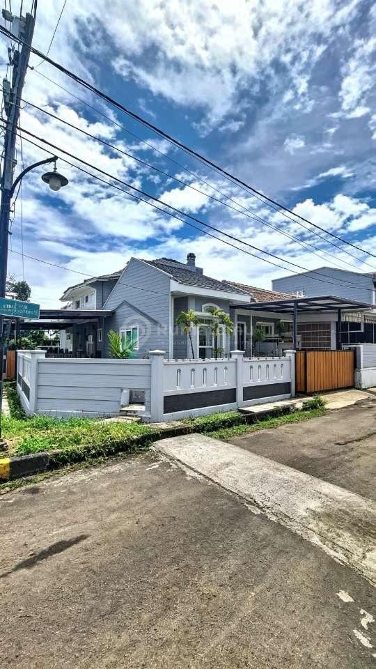Di Jual Rumah Baru Selesai Renovasi di Sektor 6 Gading Serpong