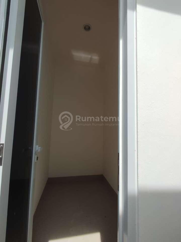 Rumah modern siap huni 2 lantai di percetakan negara XI seberang BPOM jakarta pusat