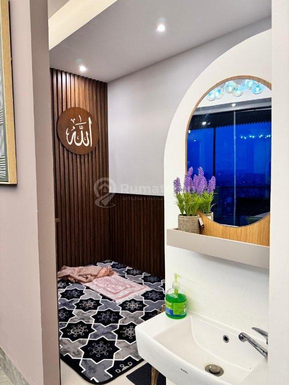 DISEWAKAN VILLA MEWAH FULL FURNISHED VIEW CITYLIGHT BANDUNG – JATIHANDAP
