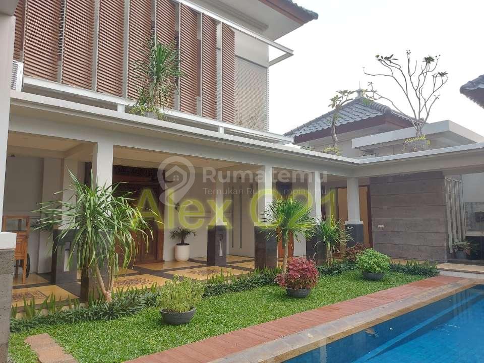 Disewakan Rumah cantik x sewa dari Kedutaan Belanda di Kemang Area Tenang dan aman+ bebas banjir