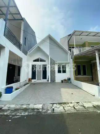 Dijual Rumah Taman Parahyangan Lippo Karawaci Barat SHM 1M Nego