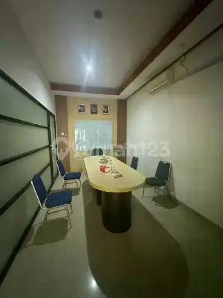 dijual cepat harga murah rumah cocok untuk perkantoran / comersial di Fatmawati