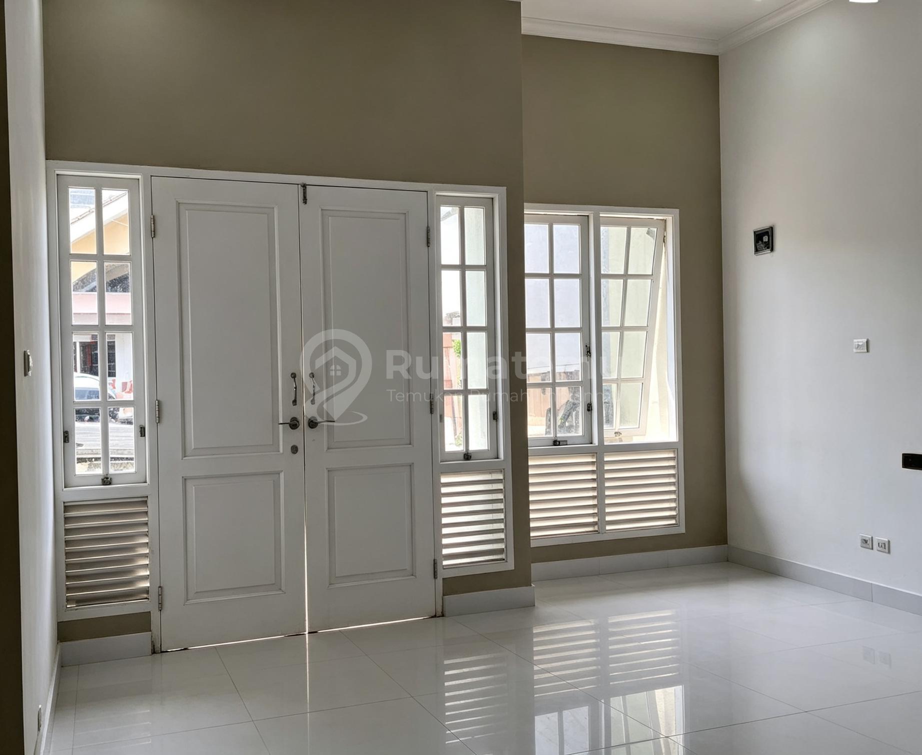 Dijual Rumah Baru Renov di Griyaloka, Bsd