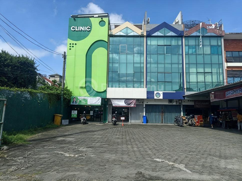 Dijual Ruko 3,5 Lantai Lokasi Strategis Di Jatiwaringin Cipinang Melayu Jakarta Timur - SHM Pinggir Jalan Parkir Luas