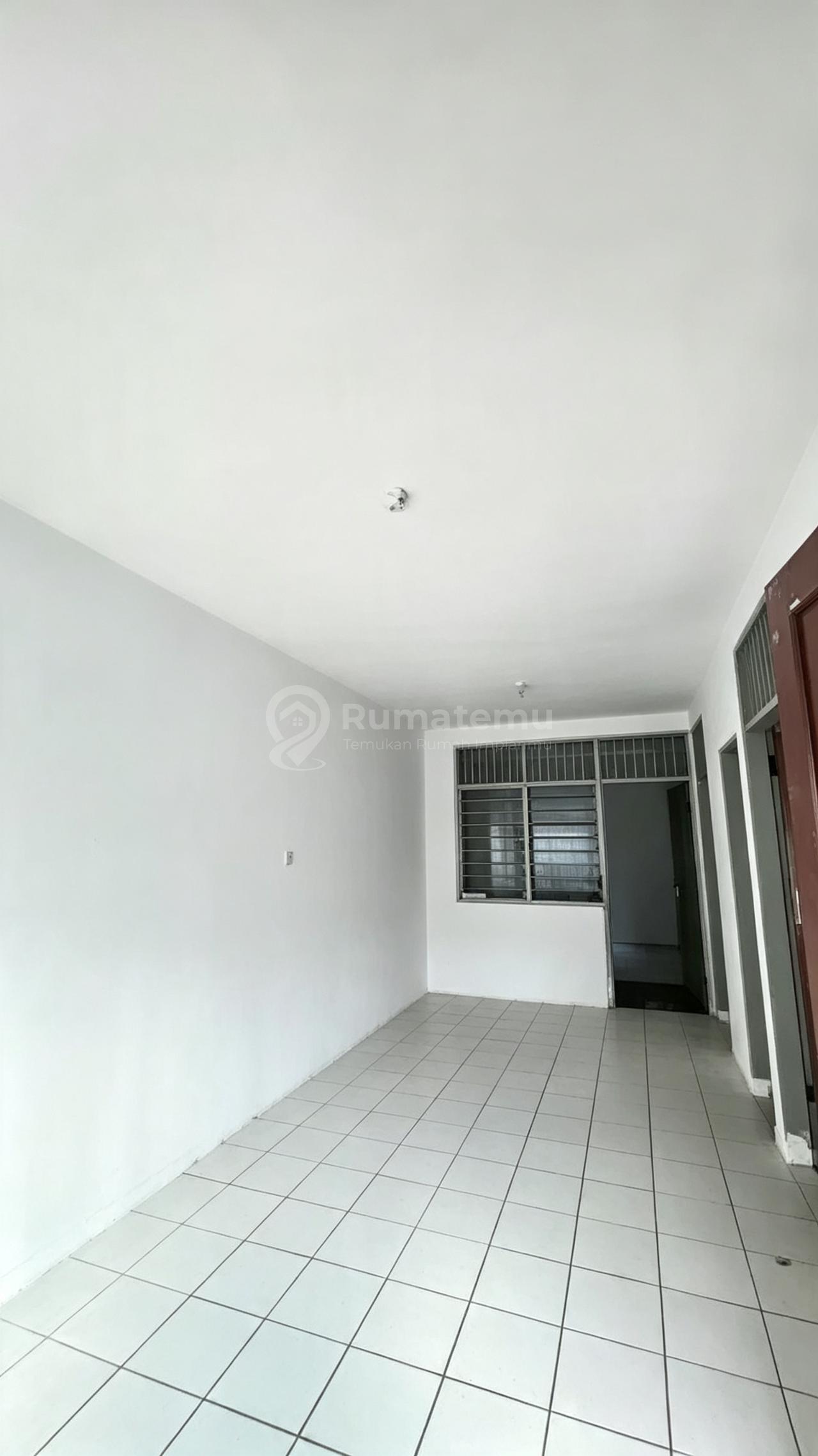 Rumah Lebar6 di Daanmogot Budiindah