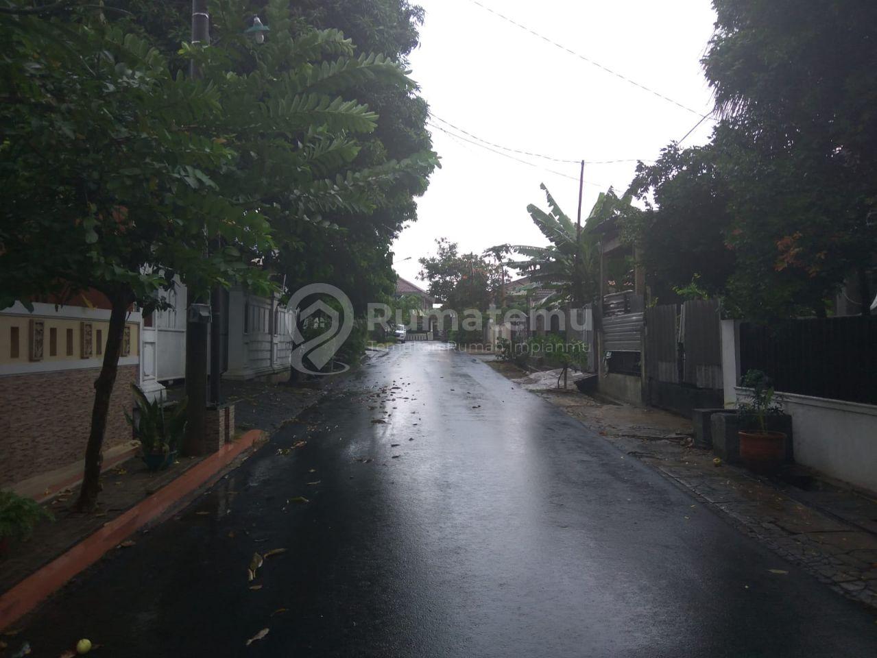 Jual Tanah dalam Komplek Perumahan Galaxi Bekasi 