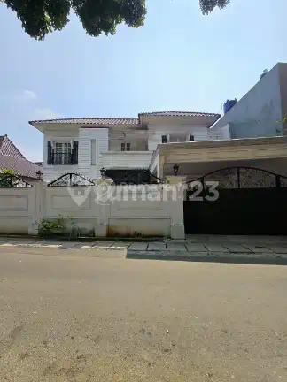 Rumah Secondary Akses Jalan Lebar Dilokasi Strategis