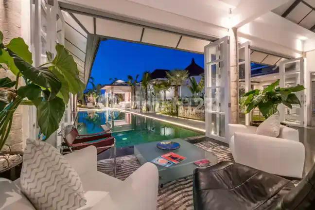 Rv-3144 Elegant 4-Bedroom Leasehold Villa In Sanur