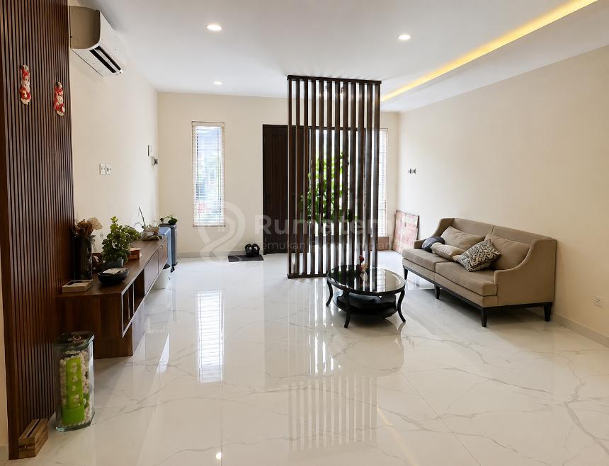 DIJUAL RUMAH LAYAR PERMAI PIK 1!