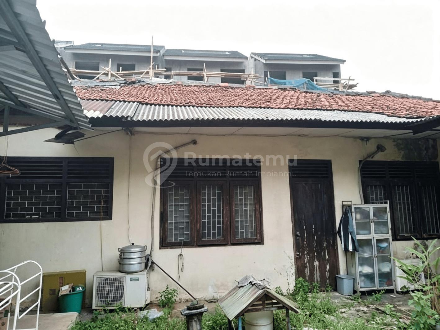 Dijual rumah minimalis hitung tanah saja BU Pondok Pinang,Kebayoran Lama