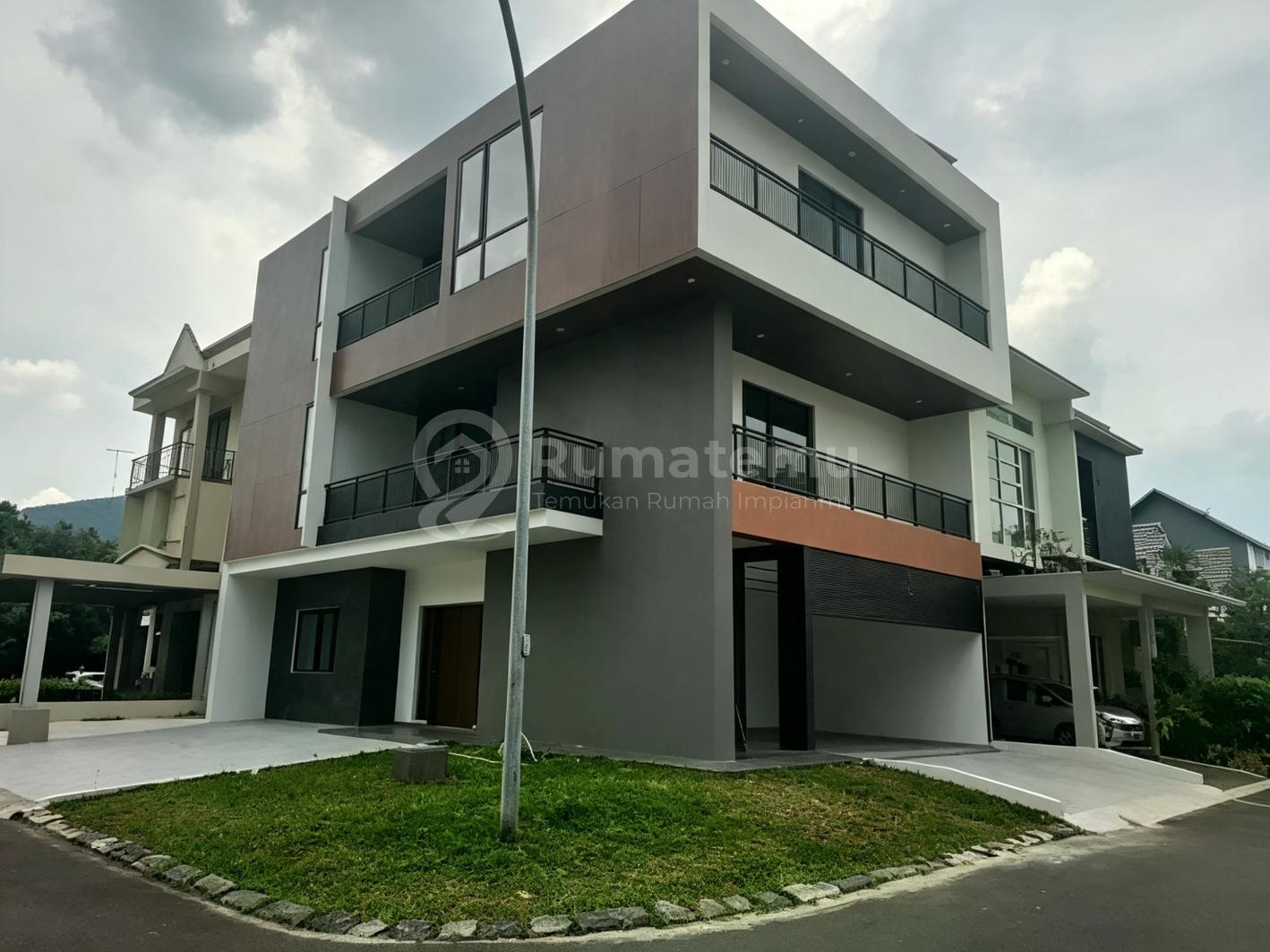 Cluster Flamboyan Alam Sutera Rumah 3Lt Hook & Lift
