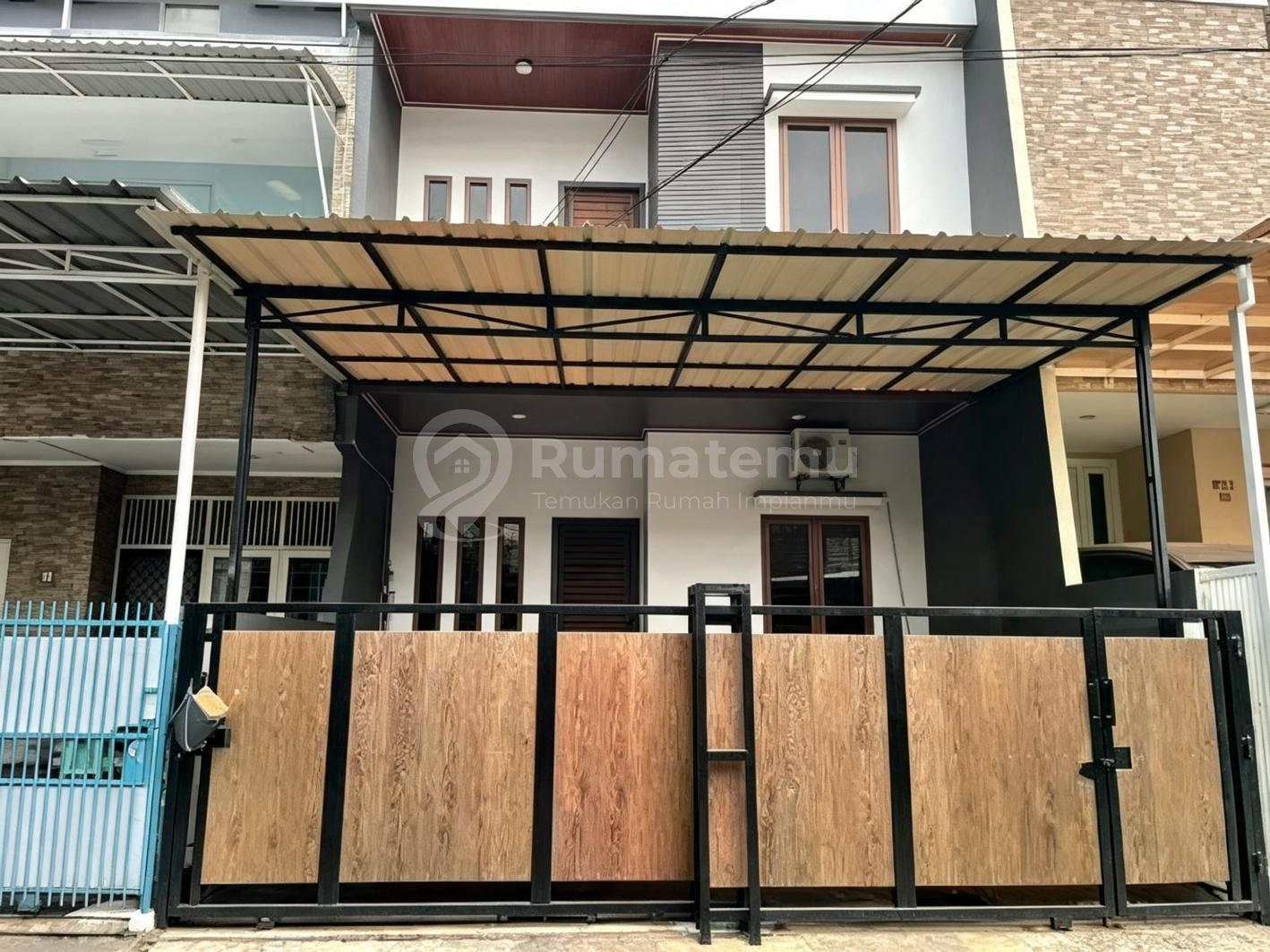 Dijual Rumah Siap Pakai Dijanur Kuning Residence Kelapa Gading , Jakarta Utara