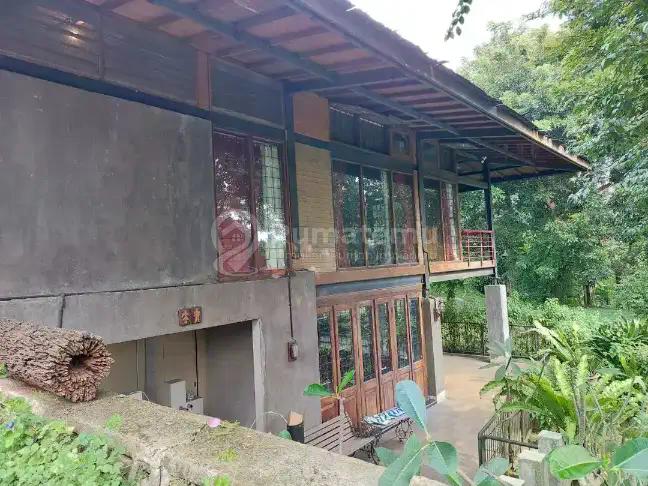 Di Jual:  Rumah Konsep Kebun HITUNG TANAH area Tenang & Damai Jagakarsa, Jaksel