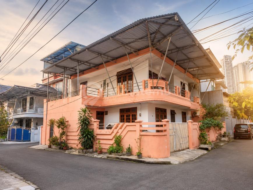 RUMAH TANJUNG DUREN RAPIH TERAWAT SIAP HUNI JAKARTA BARAT