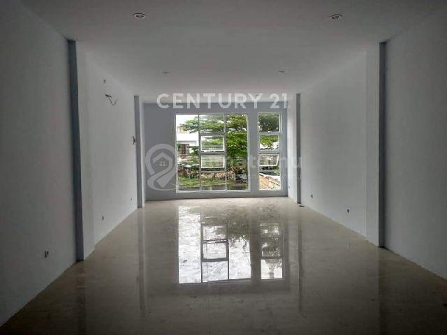 Ruko Strategis Gandaria Jakarta Selatan, LT 90 m² LB 185 m², 2 Lantai, SHM