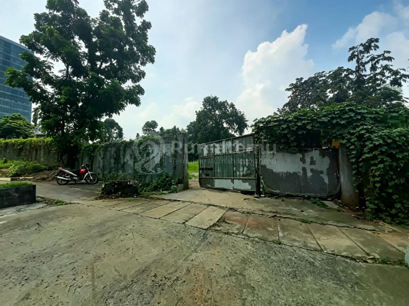 Tanah Di Area Komersial Tb. Simatupang