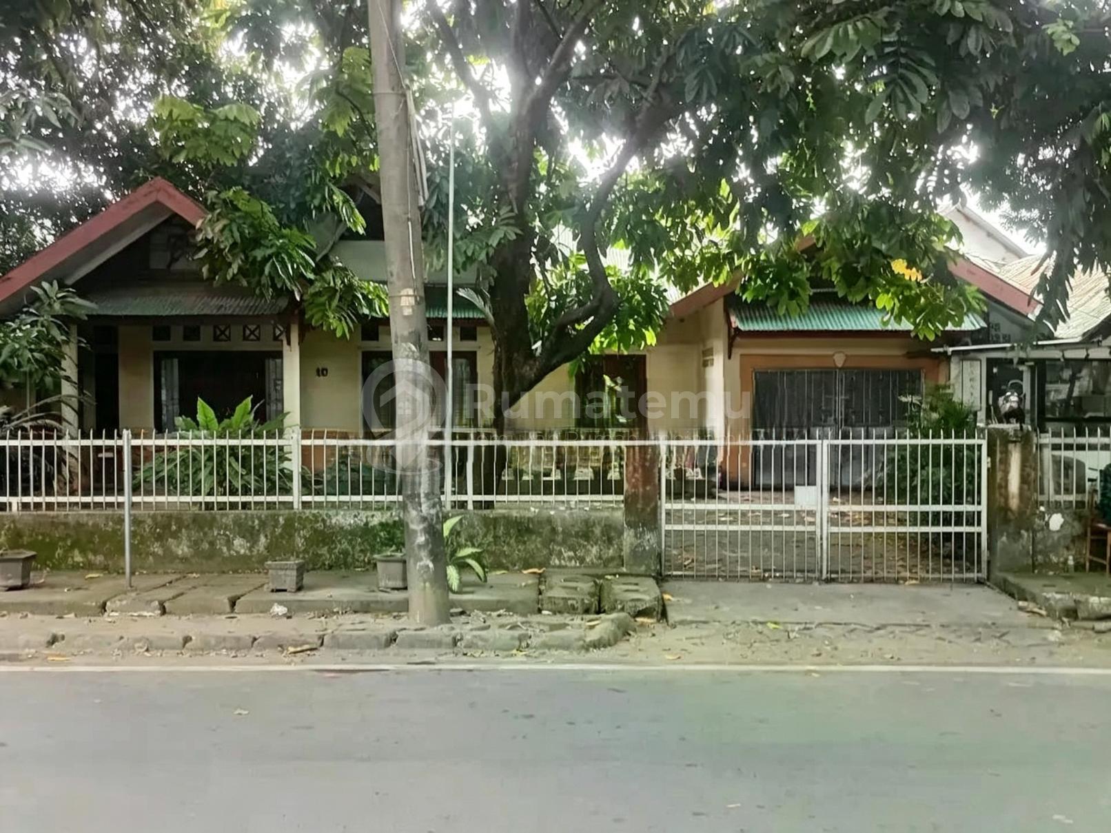 RUMAH MEWAH LT 602M² DI JLN HATI MULIA, MAKASSAR